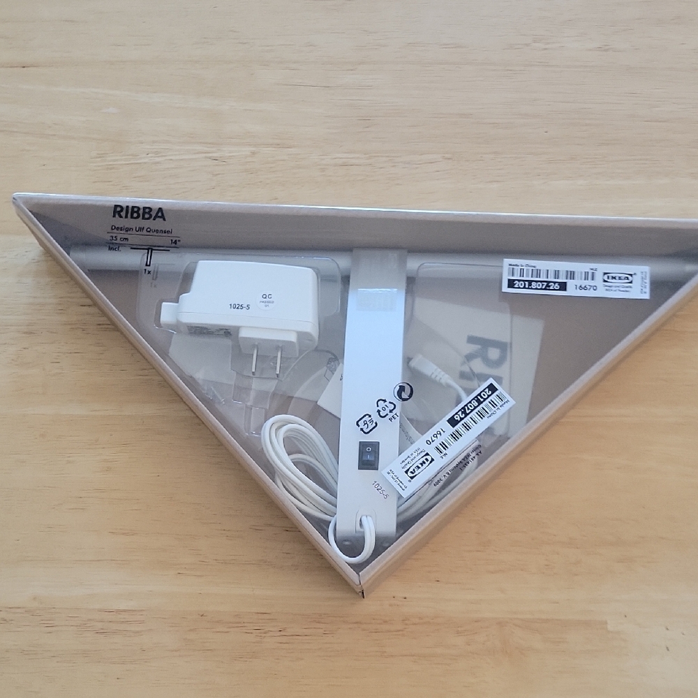 IKEA Ribba Triangular White Frame